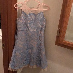 Girls dress